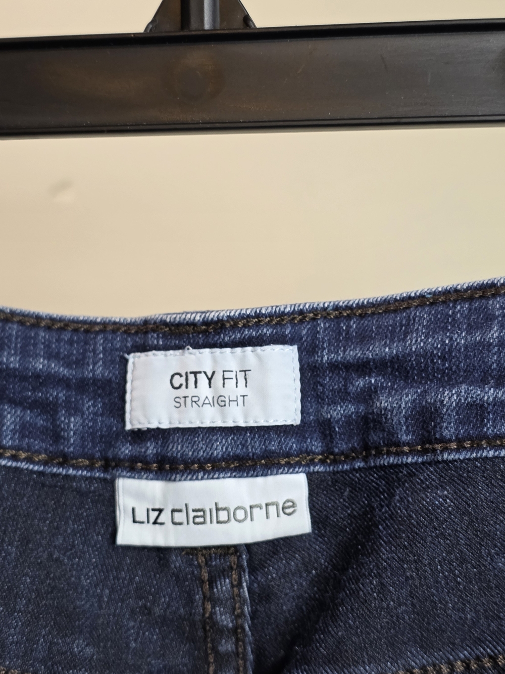 Liz Claiborne Women's Straight Leg Dark Blue Jeans - Picture 3 of 4